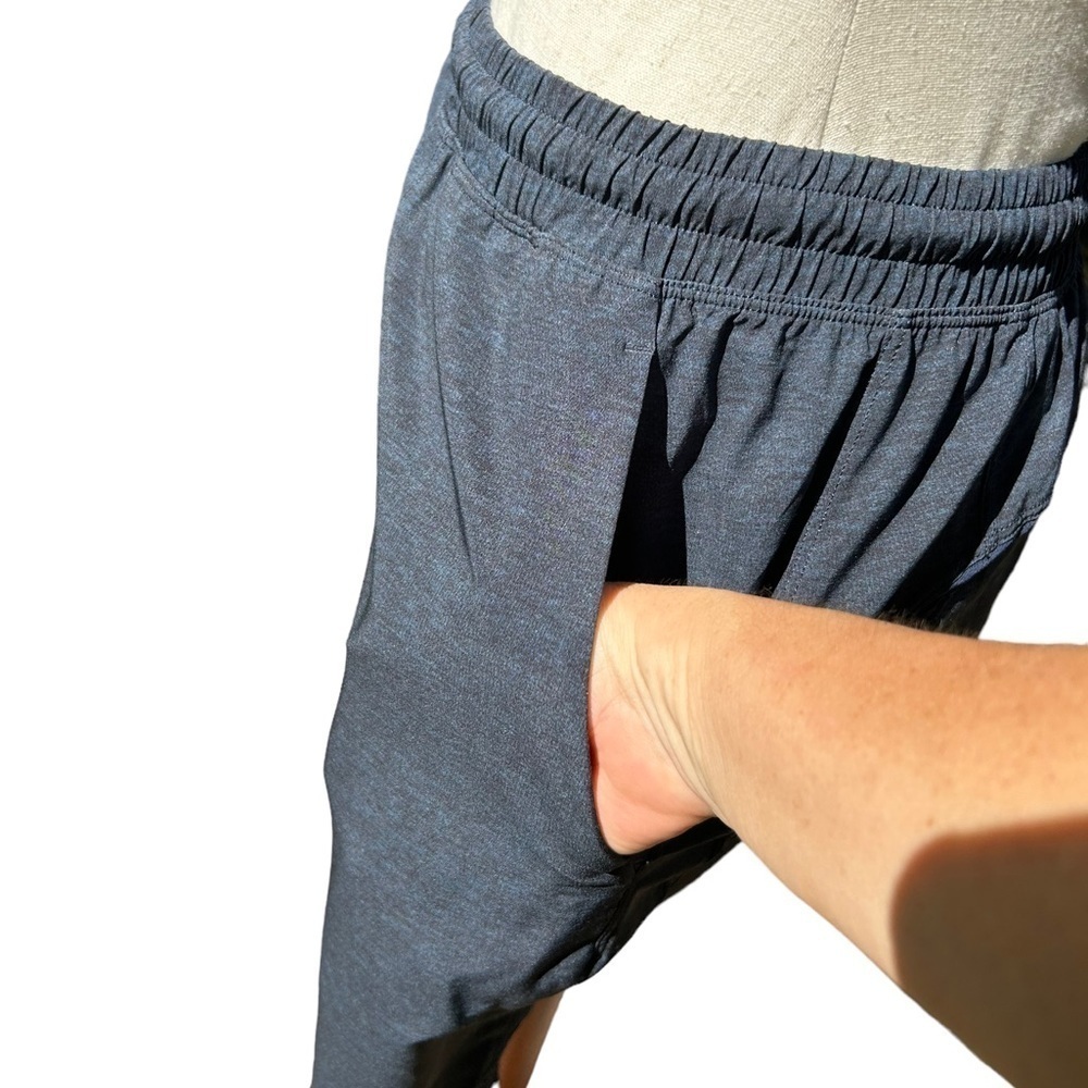 Lululemon Pace Breaker 9" Liner Heather Blue True Navy Shorts Size S - Picture 7 of 14